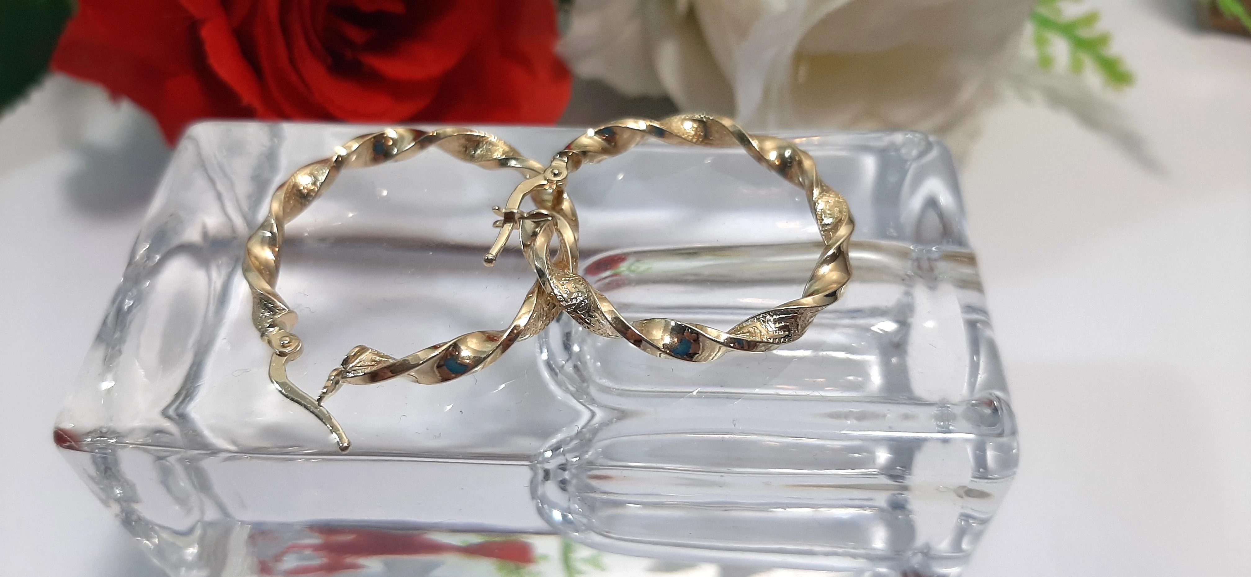 zlote-kolczyki-kola-z-wzorem-versace-271g-585-ean-gtin-1236547896