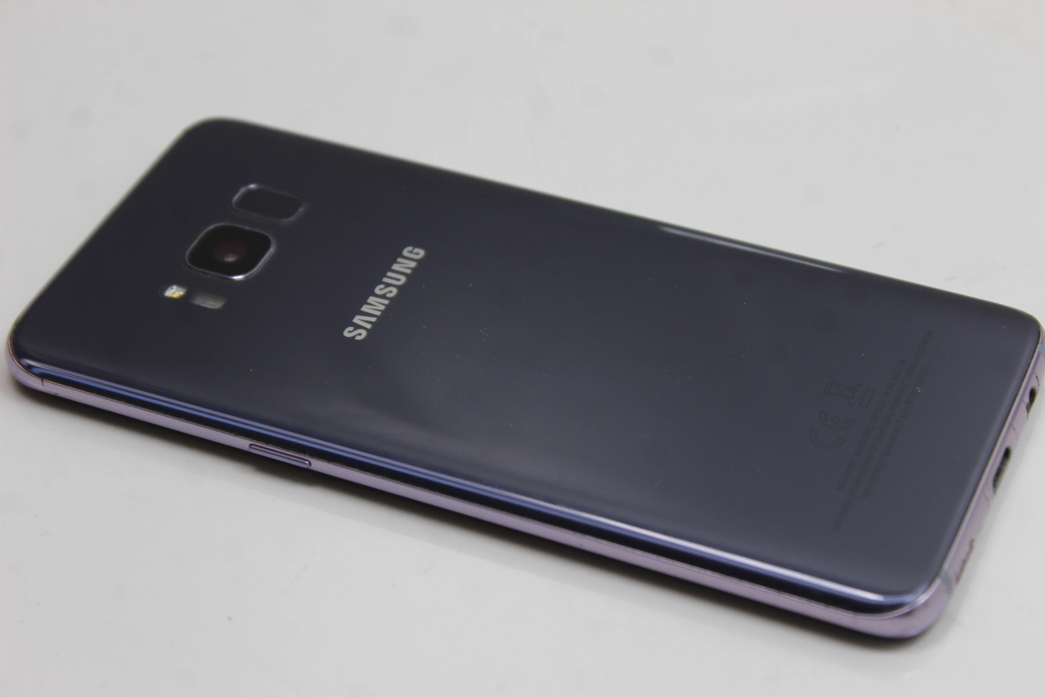 telefon-smartfon-samsung-galaxy-s8-uszkodzony-wyswietlacz-typ-smartfon