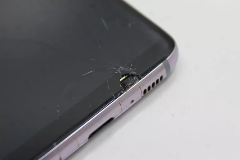 telefon-smartfon-samsung-galaxy-s8-uszkodzony-wyswietlacz-wbudowana-pamiec-64-gb