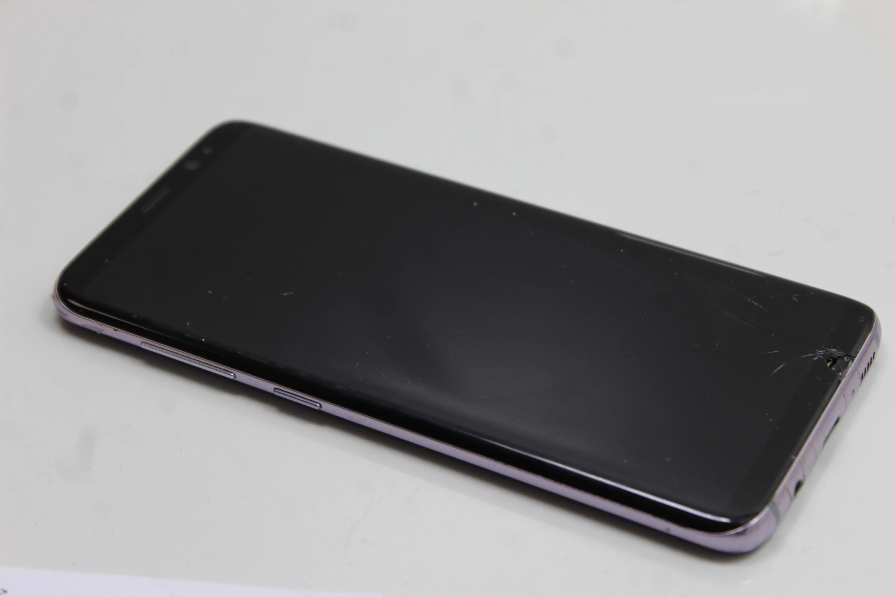 telefon-smartfon-samsung-galaxy-s8-uszkodzony-wyswietlacz-kolor-fioletowy