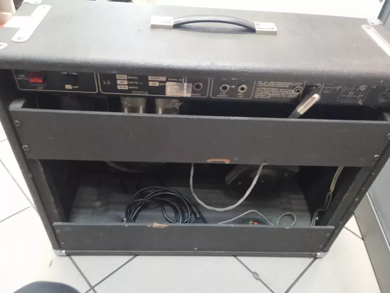 WZMACNIACZ GITAROWY LAB SERIES L5 CZARNY