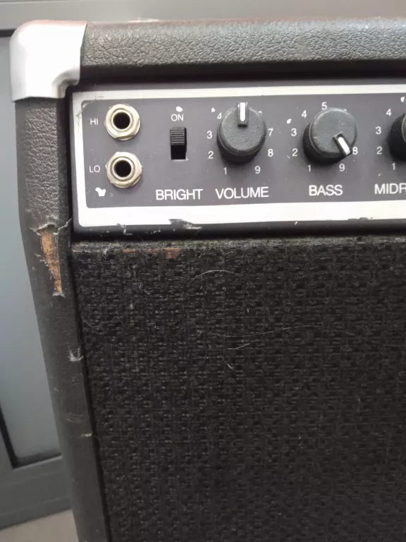 WZMACNIACZ GITAROWY LAB SERIES L5 CZARNY