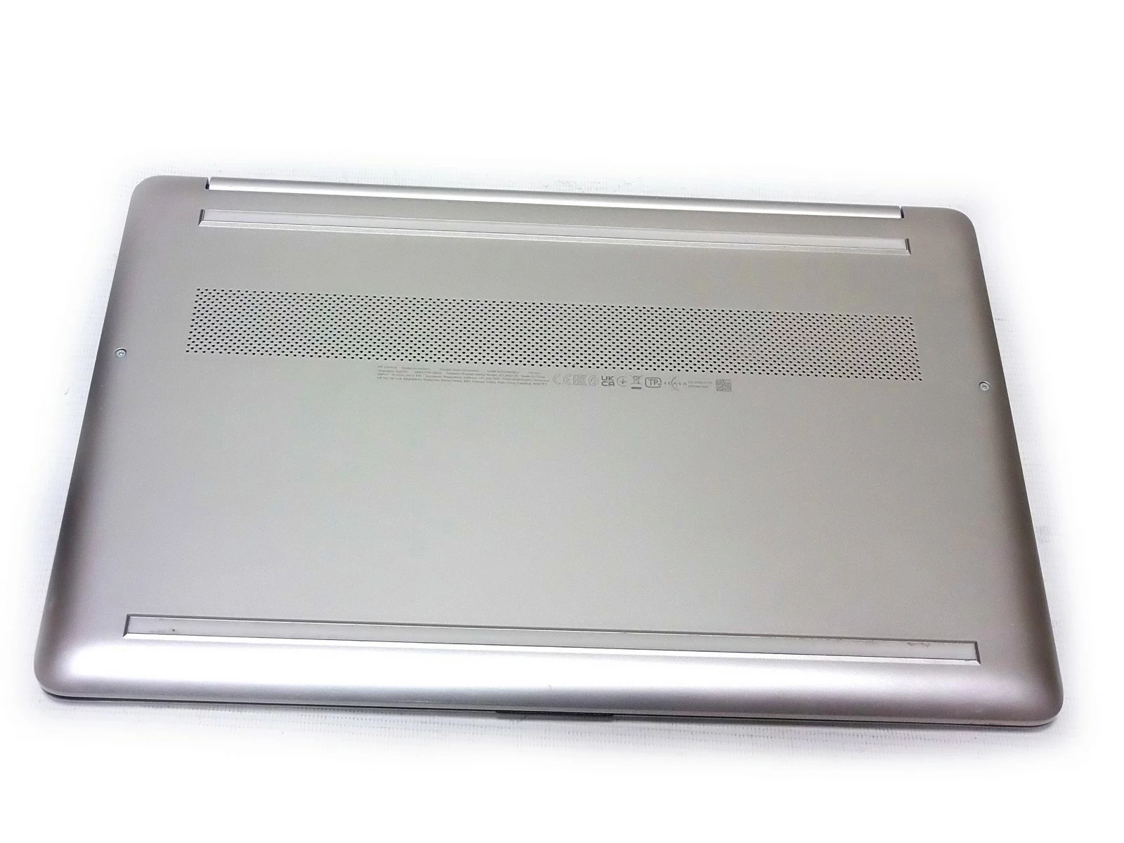 laptop-hp-15s-fq2011nw-i3-1115g4-8256gb-win11-kod-producenta-15s-fq2011nw