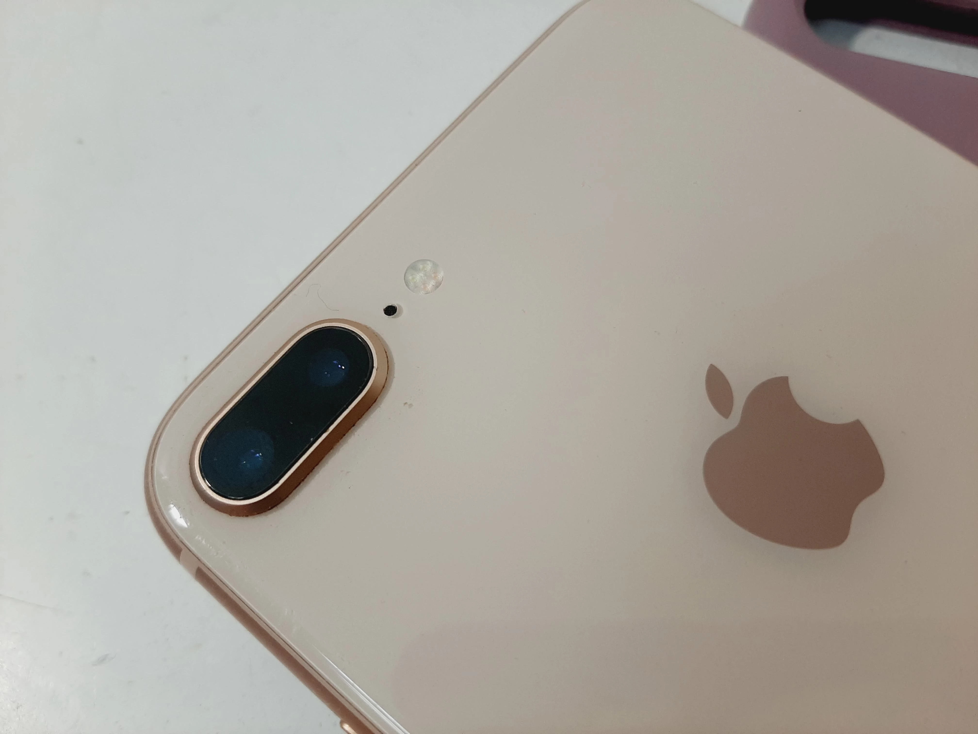 telefon-iphone-8-plus-64-gb-kondycja-80-kod-producenta-mq8n2pma