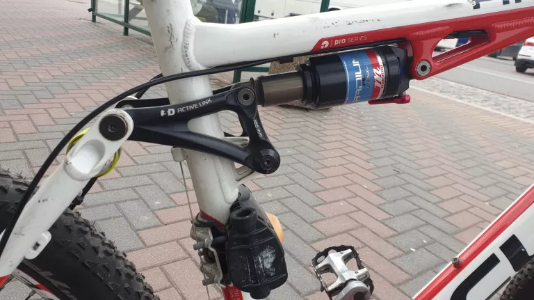 ROWER CUBE AMS 100 PĘKNIĘTA RAMA ROWER NA CZĘŚCI