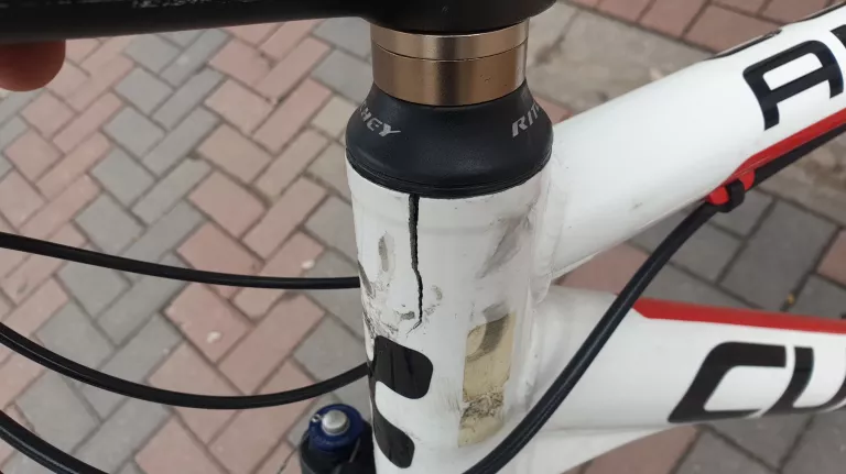 ROWER CUBE AMS 100 PĘKNIĘTA RAMA ROWER NA CZĘŚCI