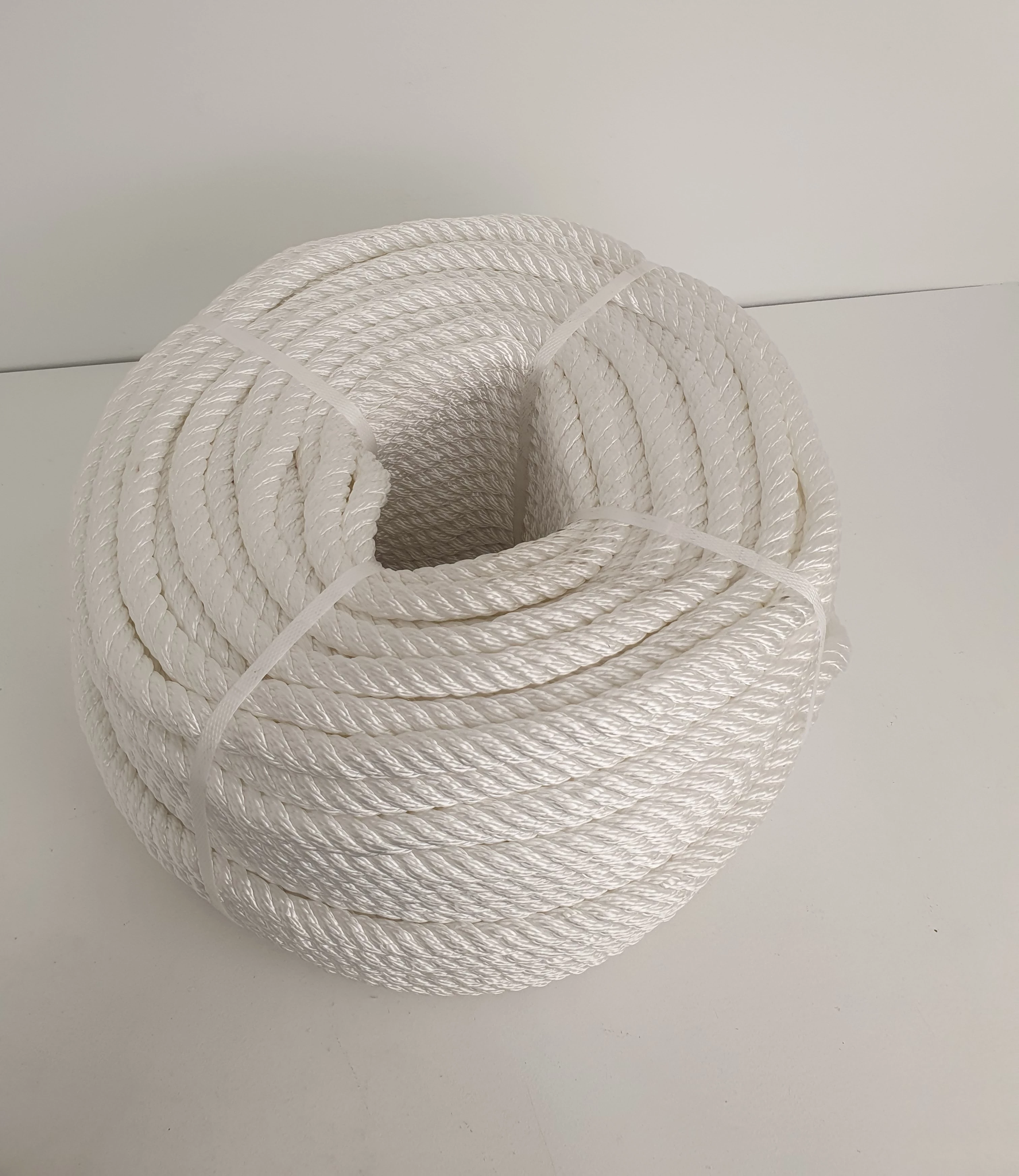 lina-do-mocowania-siatek-30-kn-100m-stan-11323-2