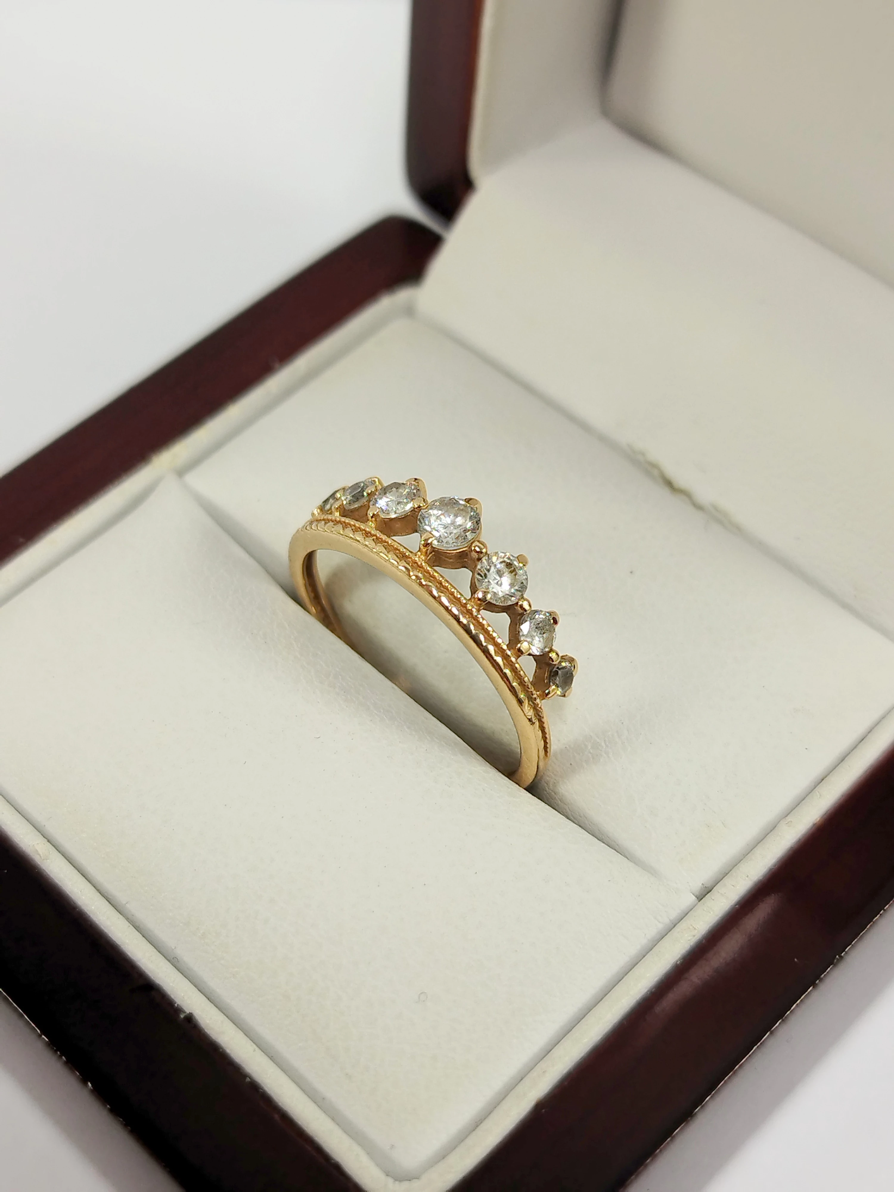 zloty-pierscionek-korona-cyrkonie-585-215g-r15-marka-226434-1704211