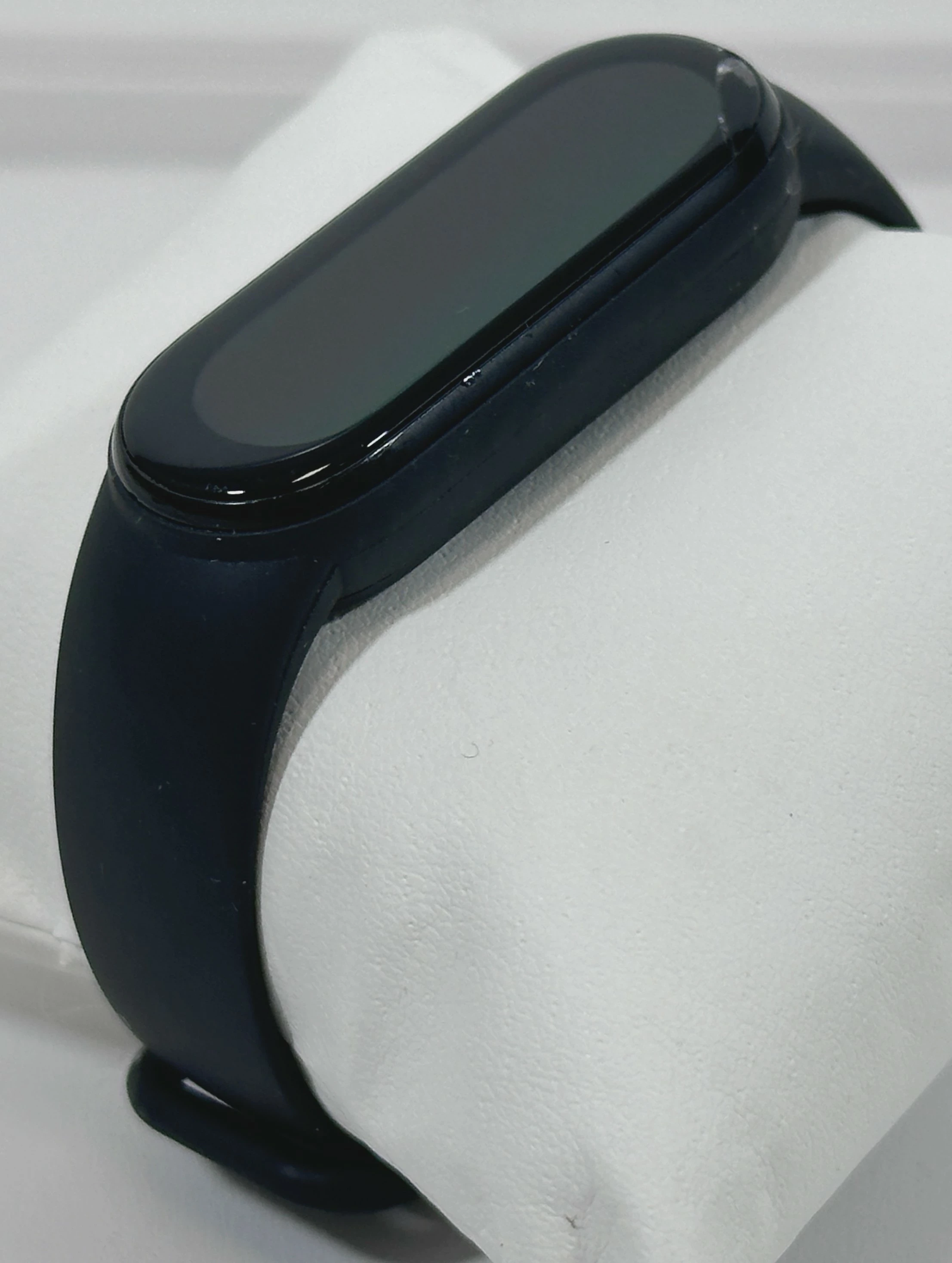 smartbandsmartwatch-xiaomi-mi-band-6-czarny-opaska-stan-11323-2