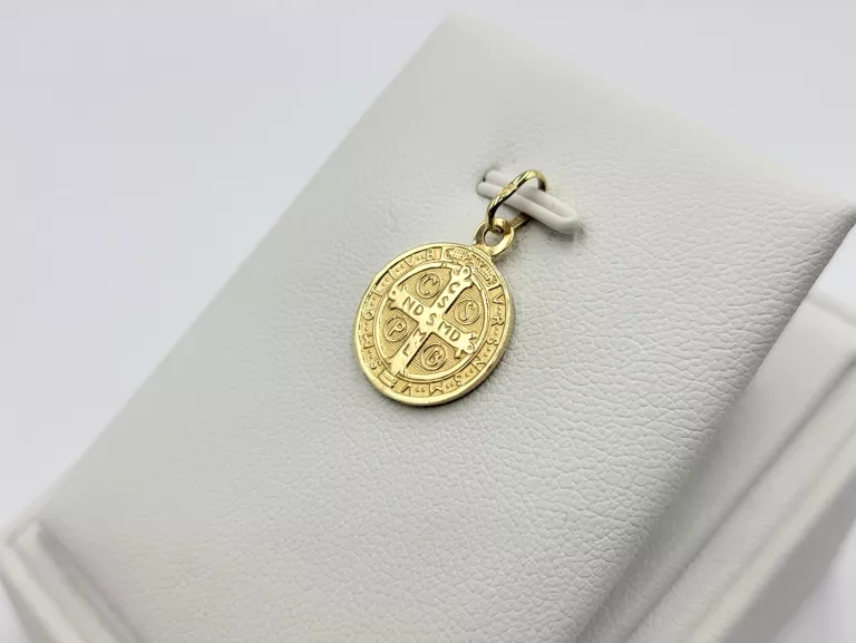ZŁOTY MEDALIK ŚW. BENEDYKT 585 1,99G