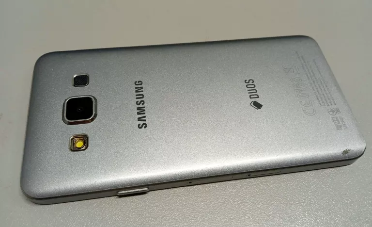 TELEFON SAMSUNG A3