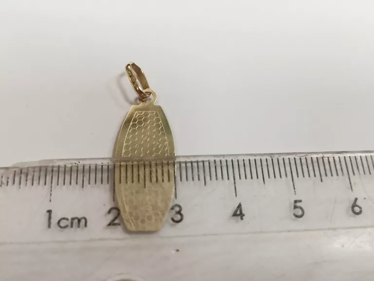 CIEKAWA ZŁOTA ZAWIESZKA/MEDALIK 1,05G  PR585