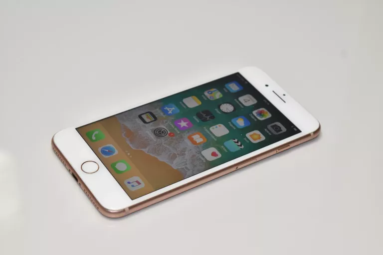 TELEFON APPLE IPHONE 8 PLUS 256GB PUDEŁKO