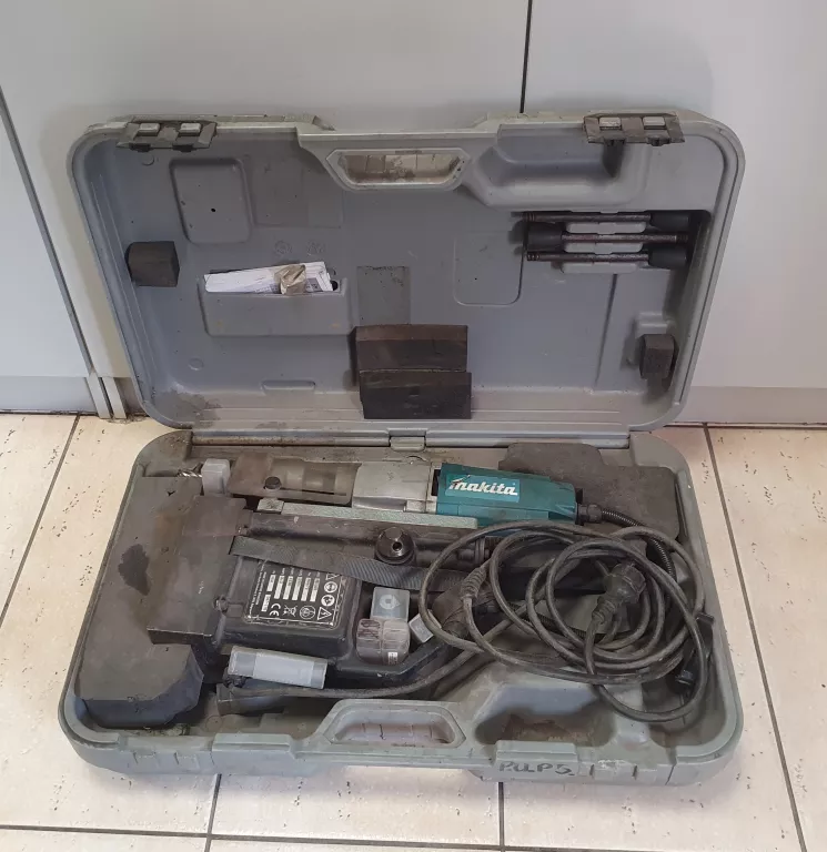 WIERTARKA MAGNETYCZNA MAKITA HB500 Z WALIZKĄ