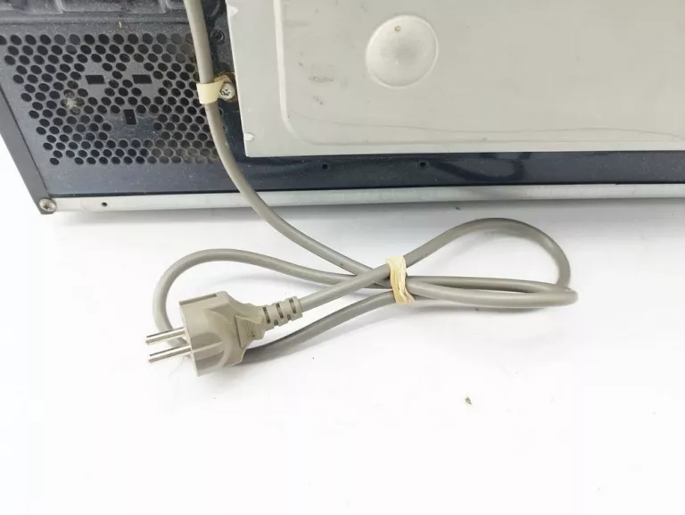 KUCHENKA MIKROFALOWA SAMSUNG GS89F-S USZKODZONA