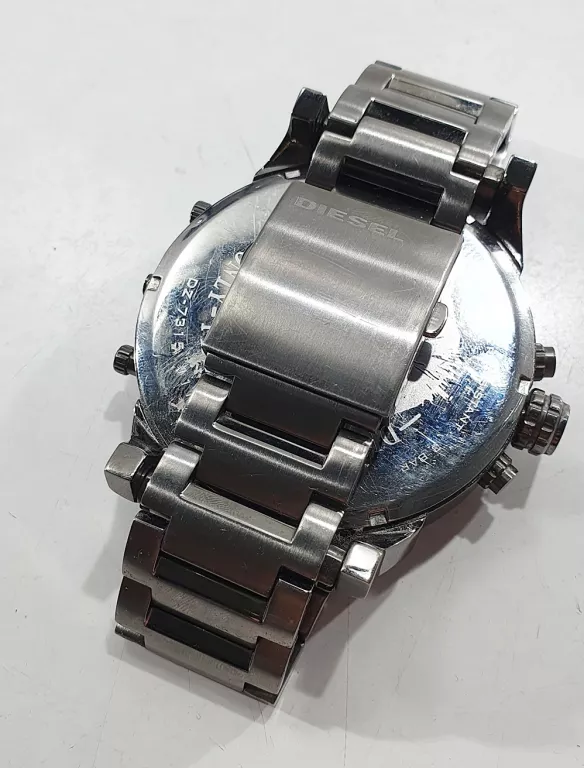 diesel-zegarek-meski-dz7315-baterie-funkcje-datownik