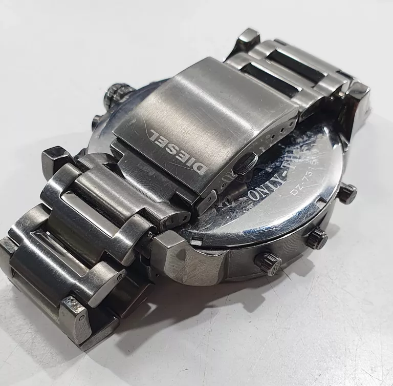 diesel-zegarek-meski-dz7315-baterie-wodoszczelnosc-30m-wr30