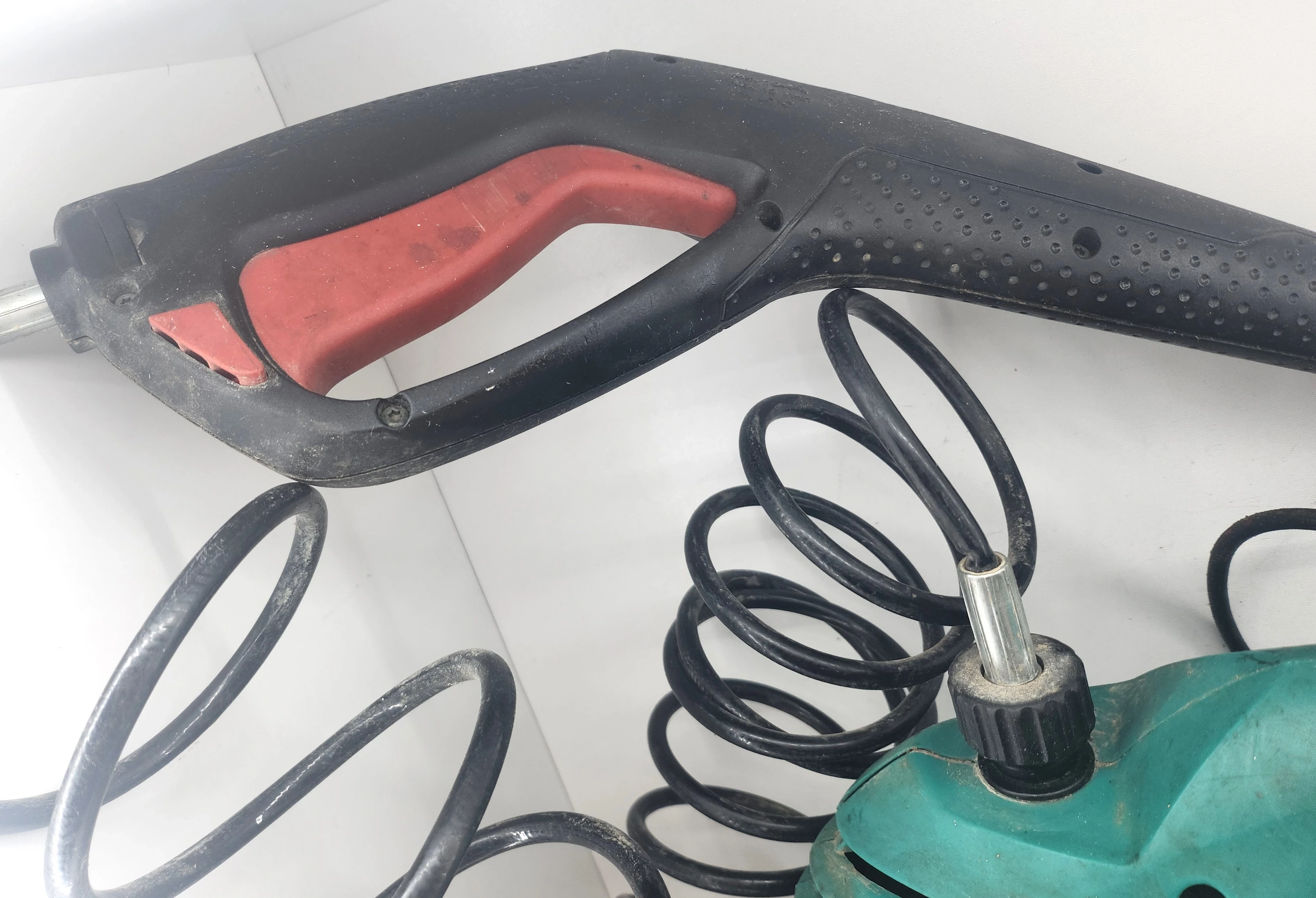 bosch-myjka-wysokocisniniowa-aquatak-go-cisnienie-robocze-110