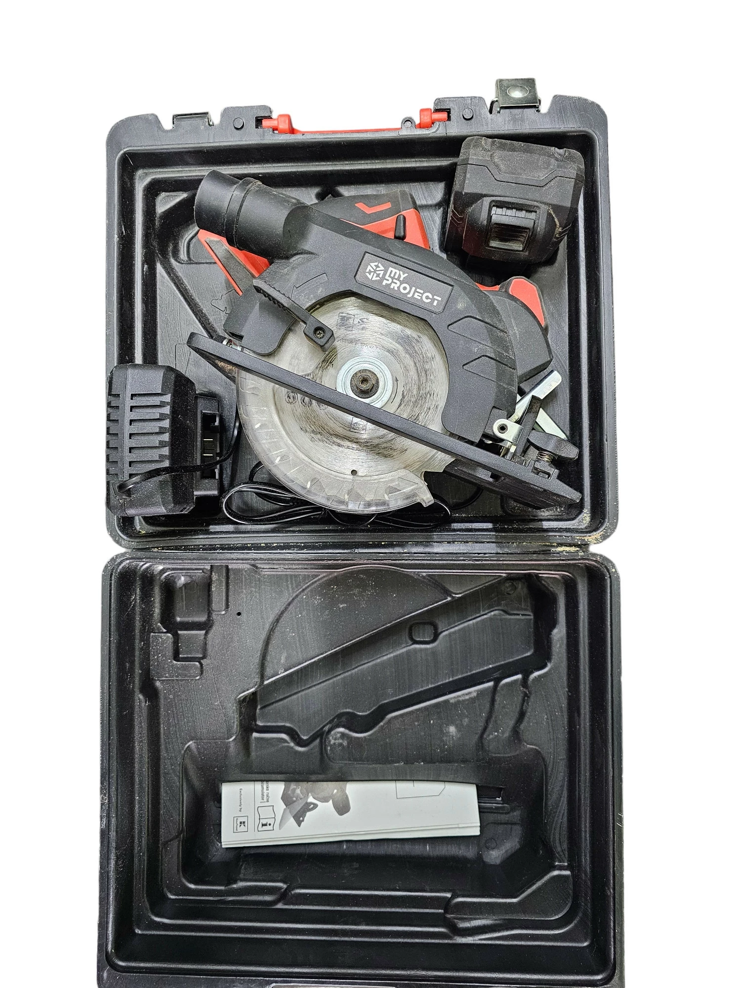 pila-tarczowa-pilarka-aku-myproject-20v-150mm-tarcza-ladowarka-akku-stan-uzywany