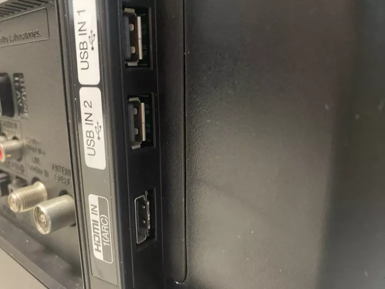 telewizor-lg-32lf592u-smart-tv-led-32-full-hd-dvb-t2-przekatna-ekranu-cale-32