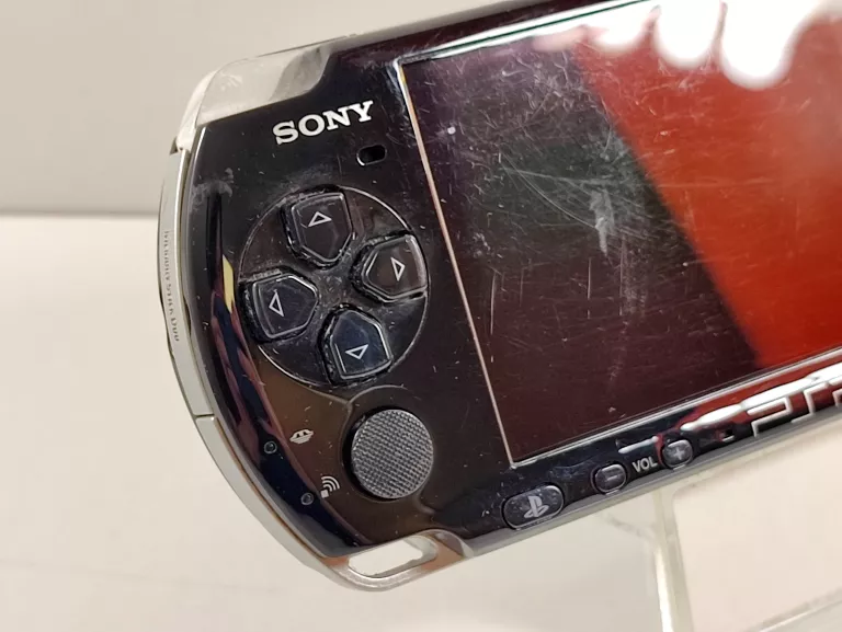 konsola-psp-psp-3004-etui-oryg-ladowarka-stan-uzywany