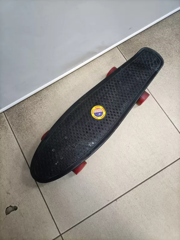 DESKOROLKA FISZKA CZARNA DUŻA NO NAME
