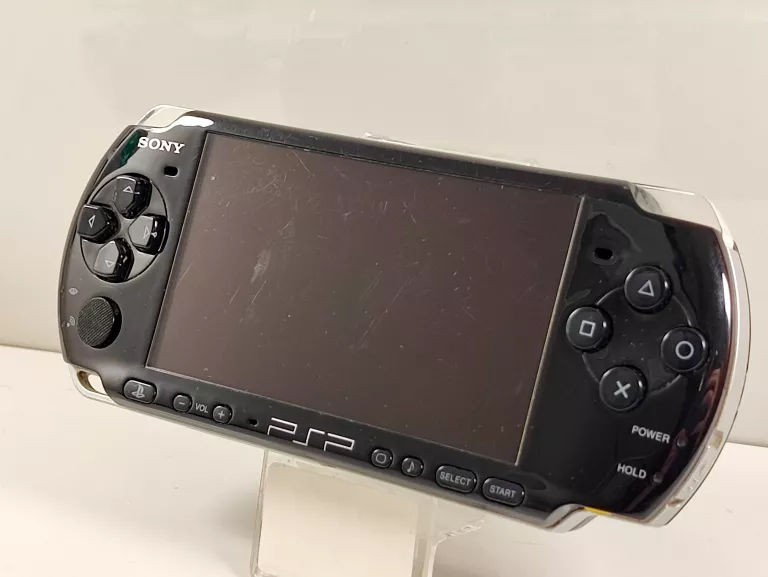 KONSOLA PSP (PSP-3004) + ETUI / ORYG. ŁADOWARKA
