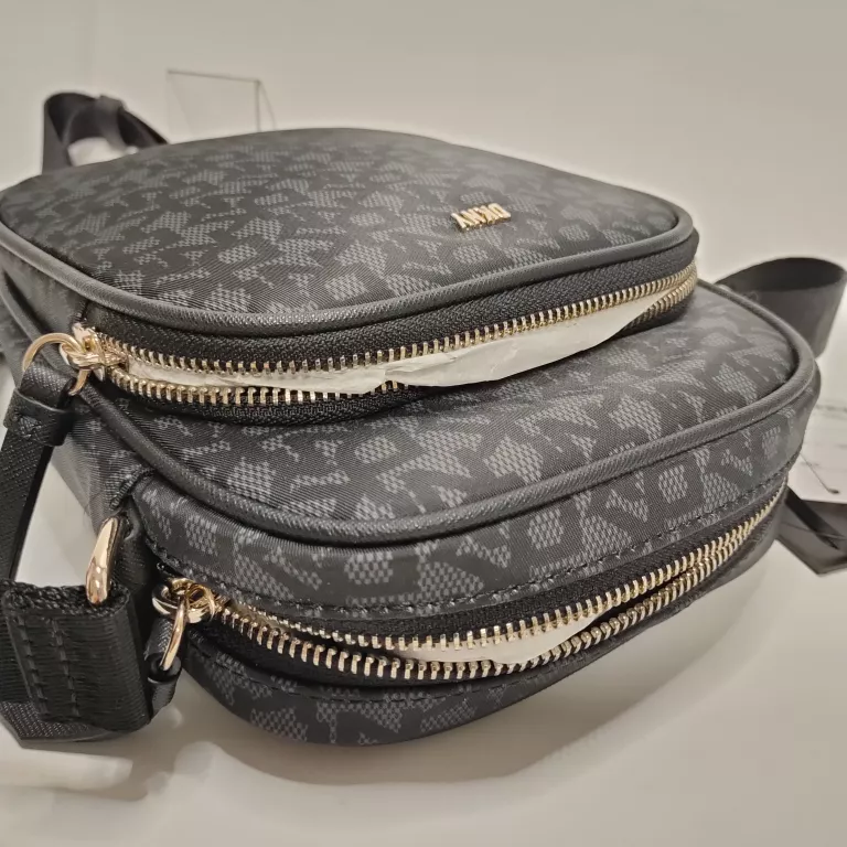 SASZETKA DKNY GIGI FLIGHT BAG R22EJM65 OKAZJA Z METKĄ