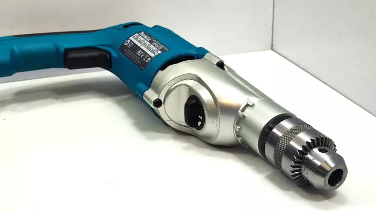 wiertarka-makita-hp2070j-typ-uchwytu-zebaty