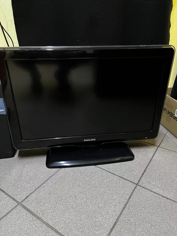 TELEWIZOR PHILIPS LCD FULL HD 26 PFL 5604 H/12 26" 26 CALI CZARNY