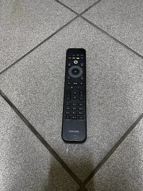 TELEWIZOR PHILIPS LCD FULL HD 26 PFL 5604 H/12 26" 26 CALI CZARNY