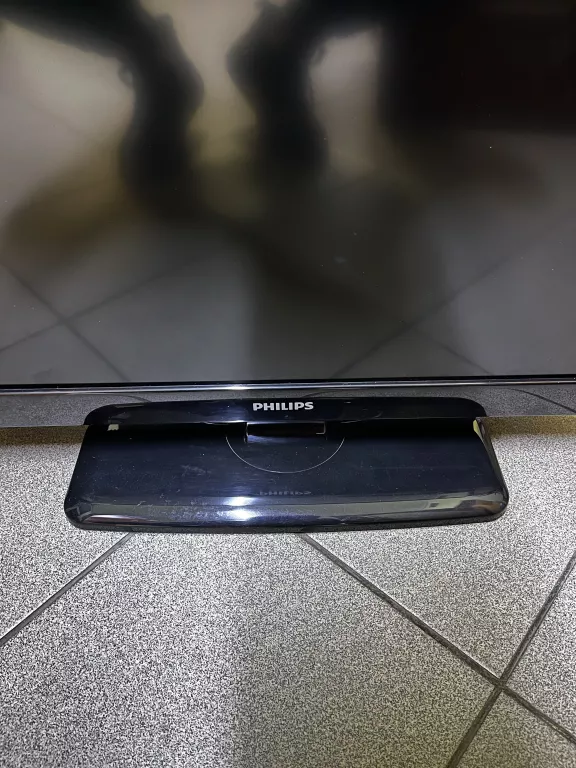 TELEWIZOR PHILIPS LCD FULL HD 26 PFL 5604 H/12 26" 26 CALI CZARNY