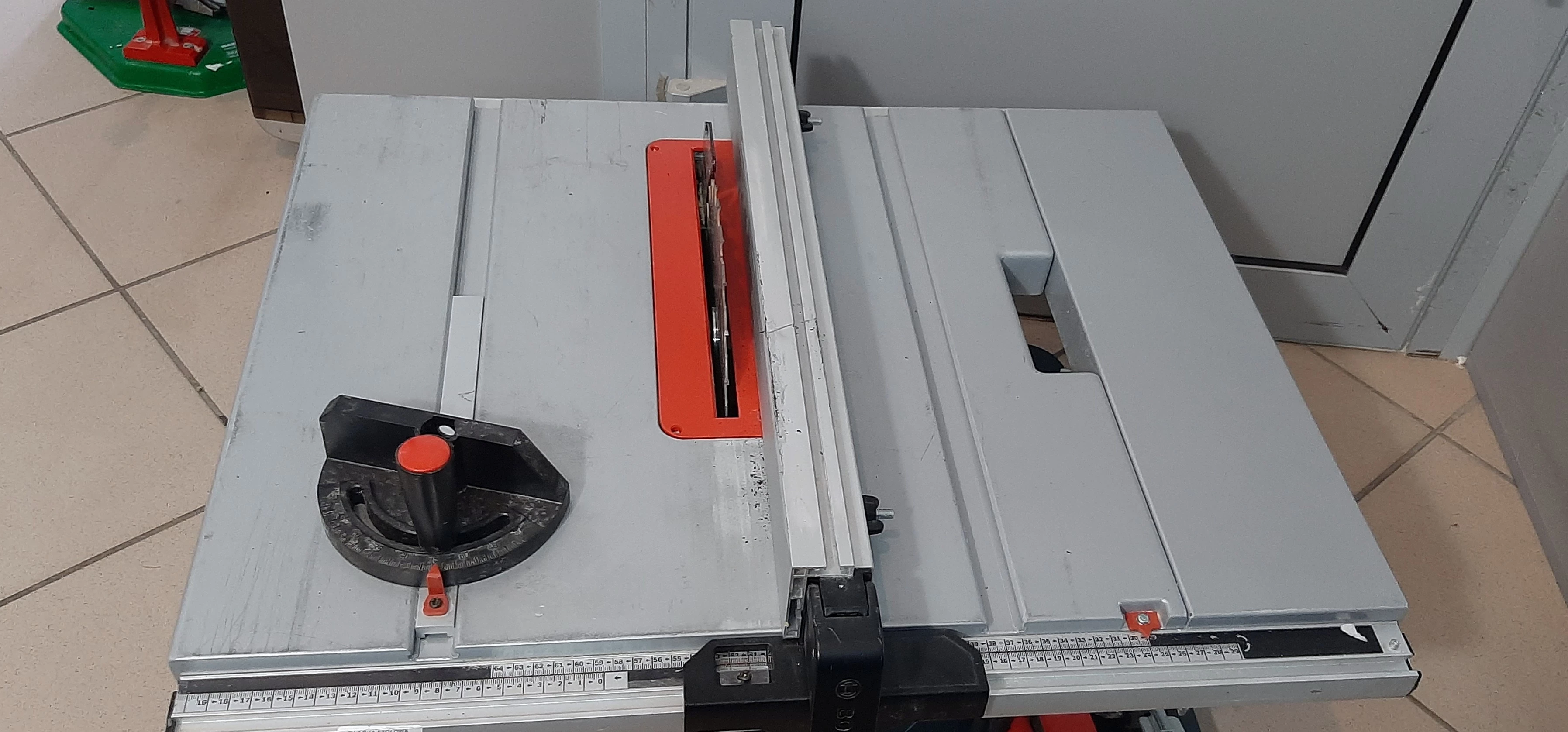 pilarka-stolowa-bosch-gts-635-216-ladny-stan-maksymalna-moc-1600