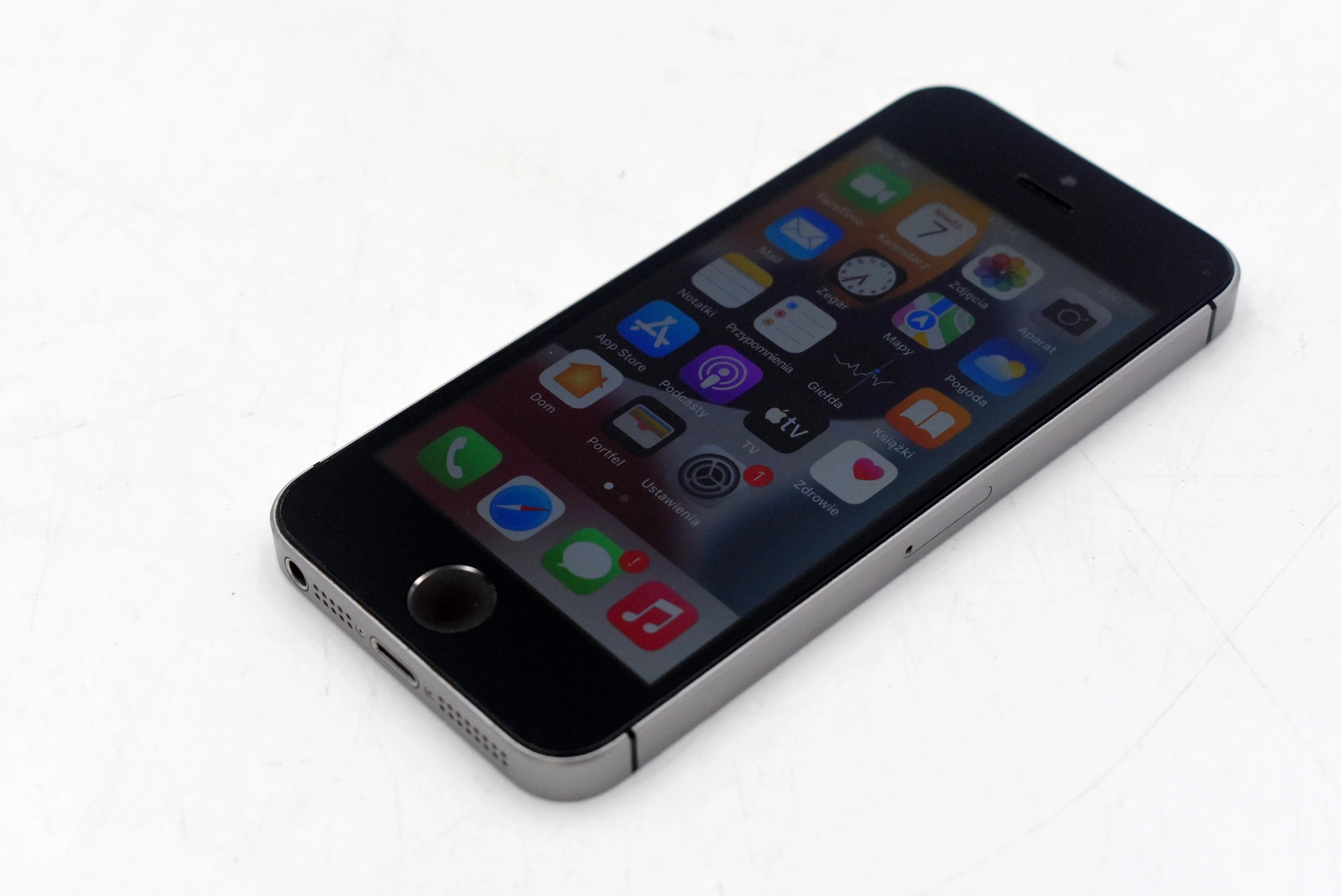 smartfon-apple-iphone-se-2-gb-32-gb-4g-lte-szary-bat-85-kod-producenta-mp822ba