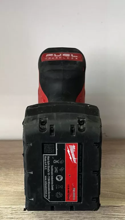 PIŁA SZABLASTA MILWAUKEE M18 FHZ Z BATERIĄ 5AH