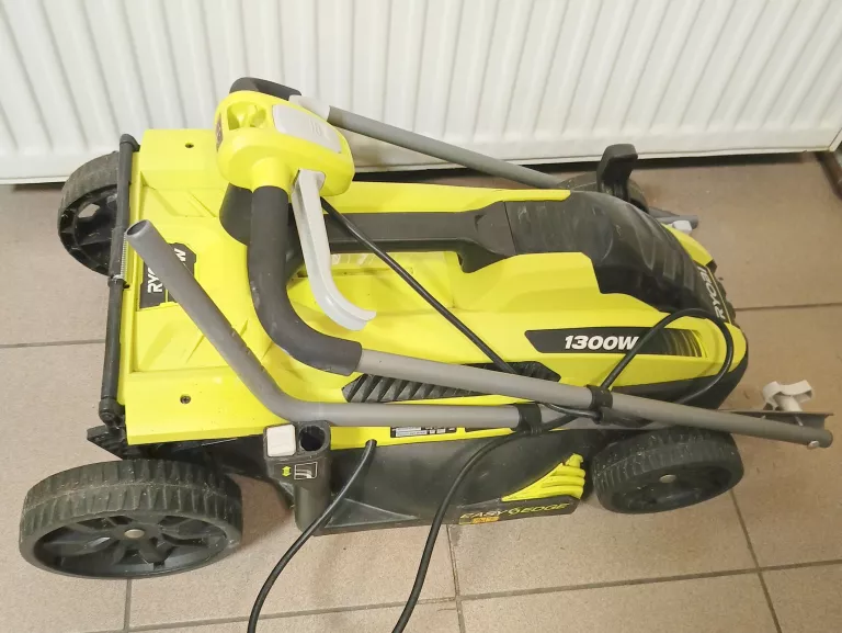 KOSIARKA ELEKTRYCZNA RYOBI RLM3313 1300W