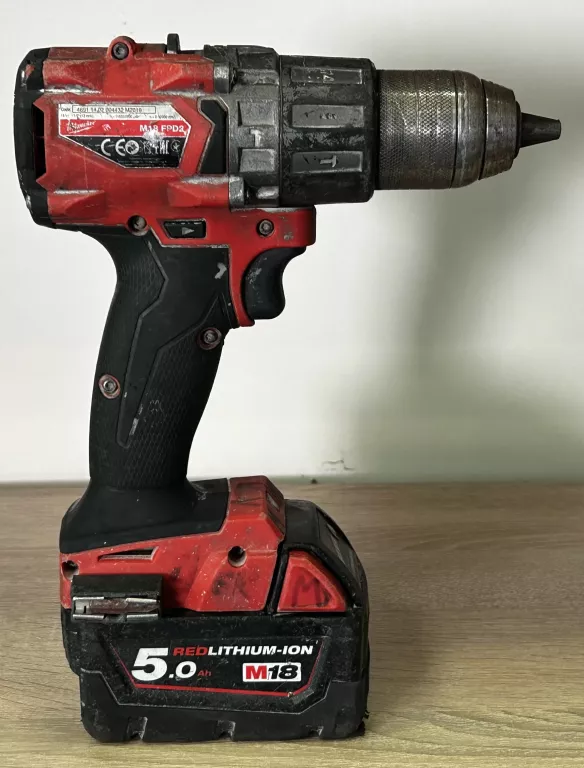 wkretarka-milwaukee-m18-fpd2-z-bateria-5ah-pojemnosc-akumulatora-5