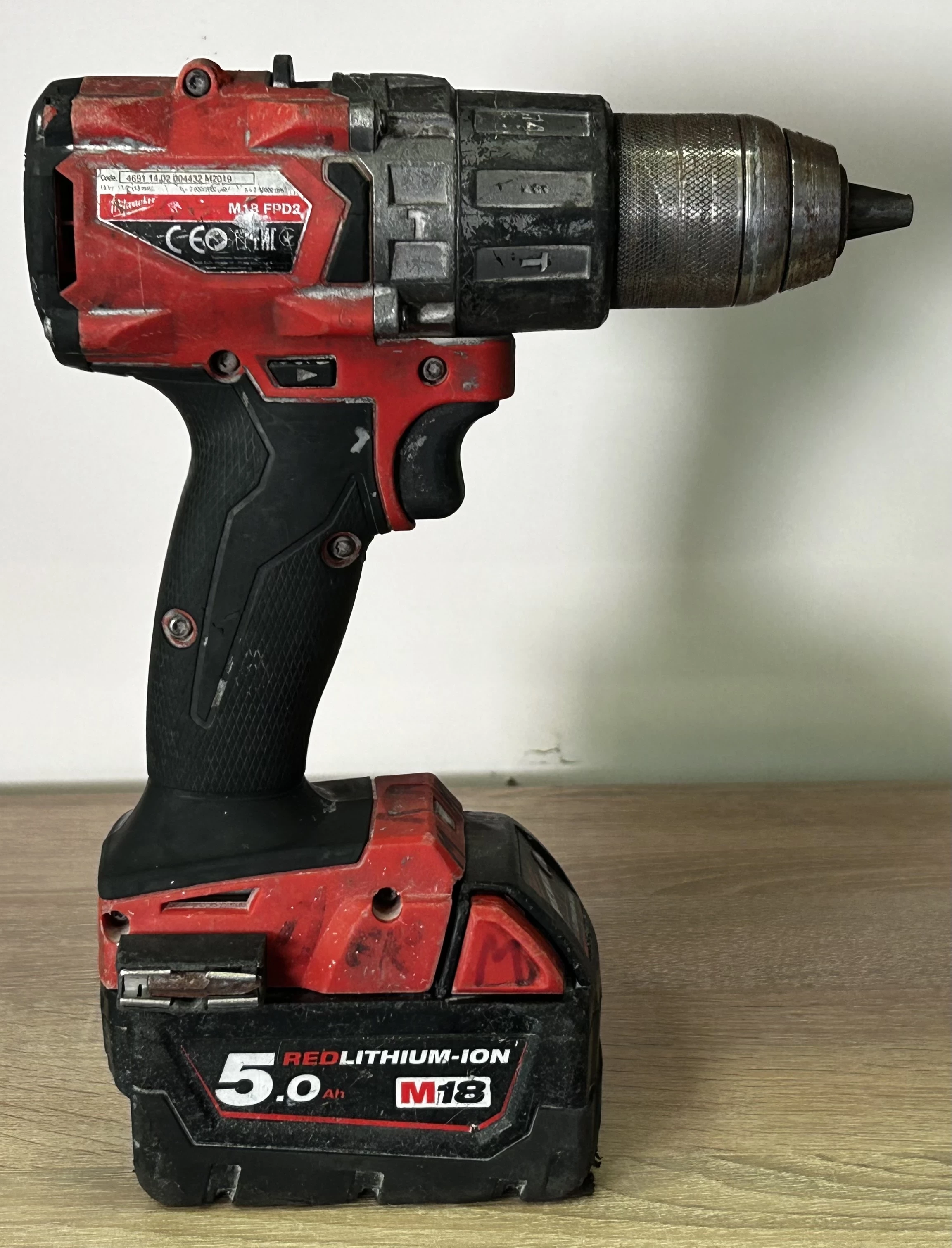 wkretarka-milwaukee-m18-fpd2-z-bateria-5ah-pojemnosc-akumulatora-5