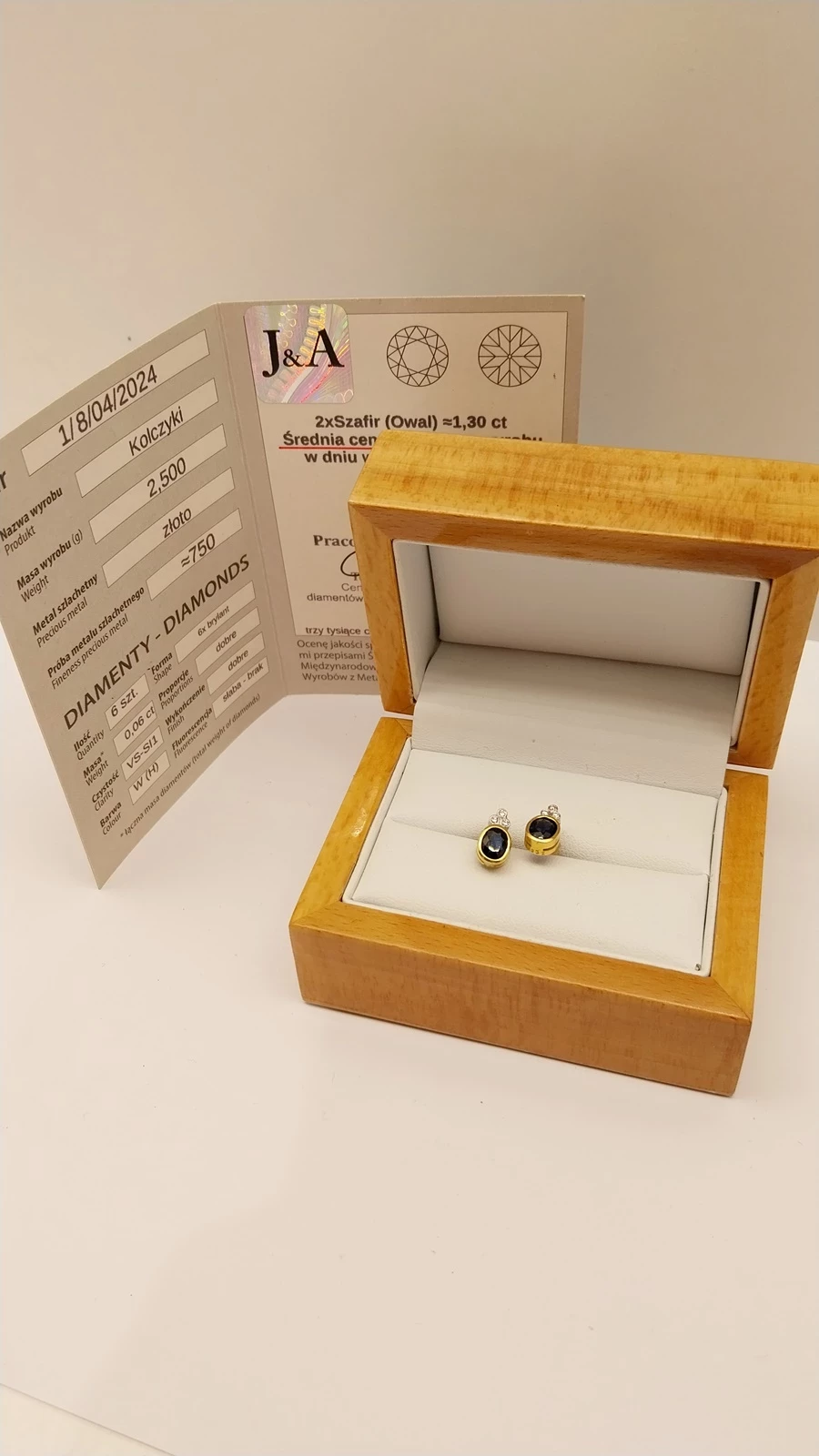zlote-kolczyki-z-brylantami-i-szafirami-750-25g-bez-zapiec-wyc3400-stan-uzywany