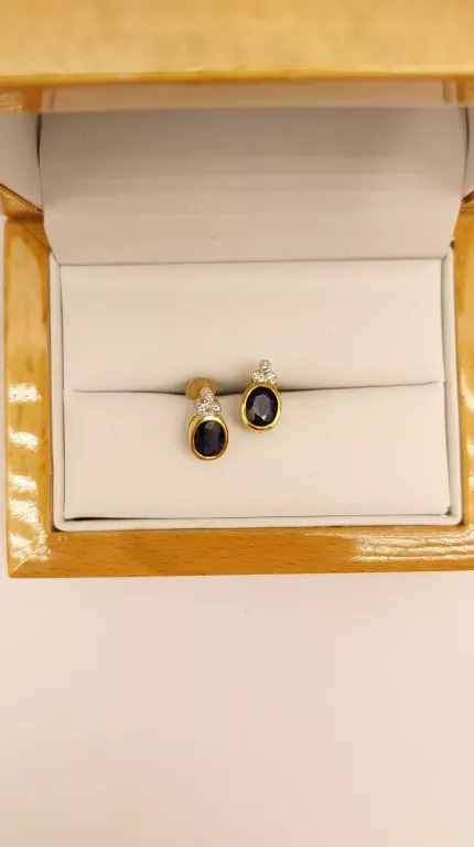 zlote-kolczyki-z-brylantami-i-szafirami-750-25g-bez-zapiec-wyc3400-marka-bez-marki