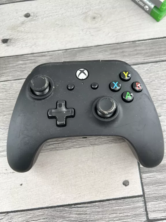 KONSOLA XBOX ONE 512GB