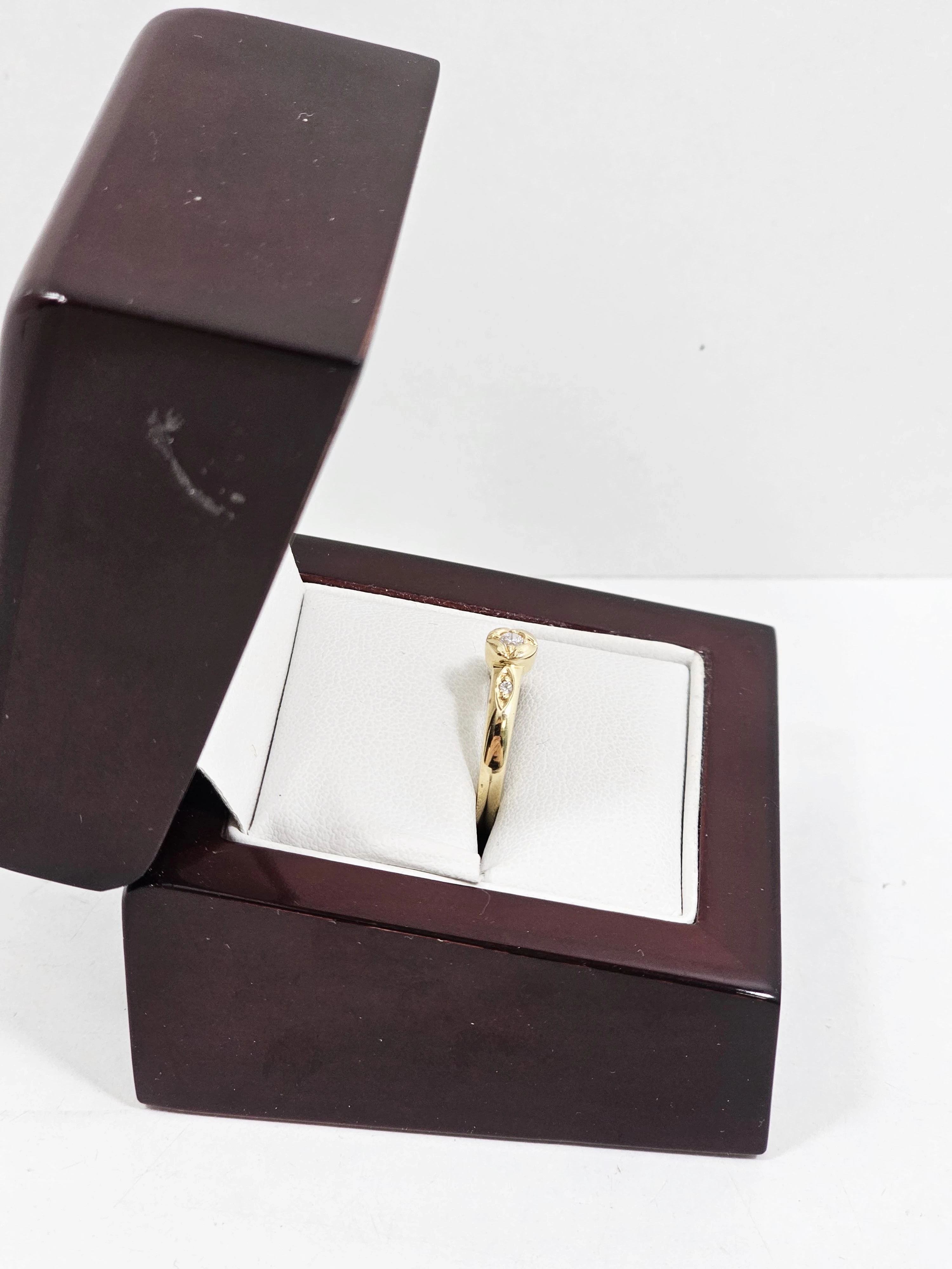 wyrob-jubilerski-uzywany-pierscionek585194g16r-rozmiarsrednica-wew-mm-372-18