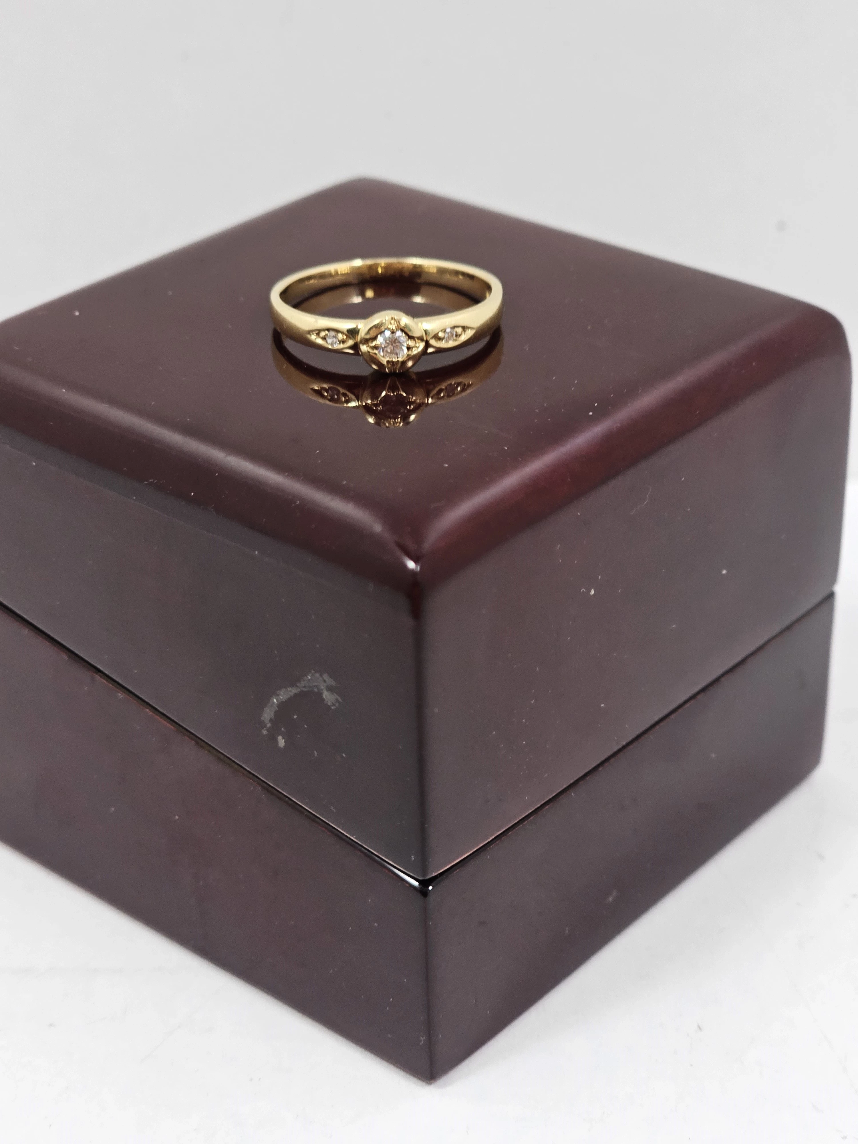 wyrob-jubilerski-uzywany-pierscionek585194g16r-pulawska-103-warszawa