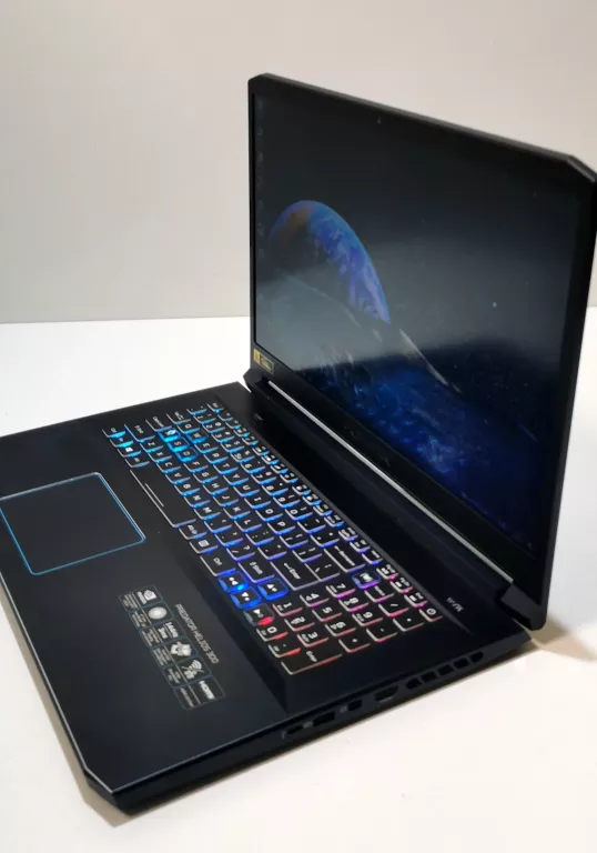 laptop-acer-predator-helios-300-intel-core-i732gb1tb-ssd-przekatna-ekranu-1730