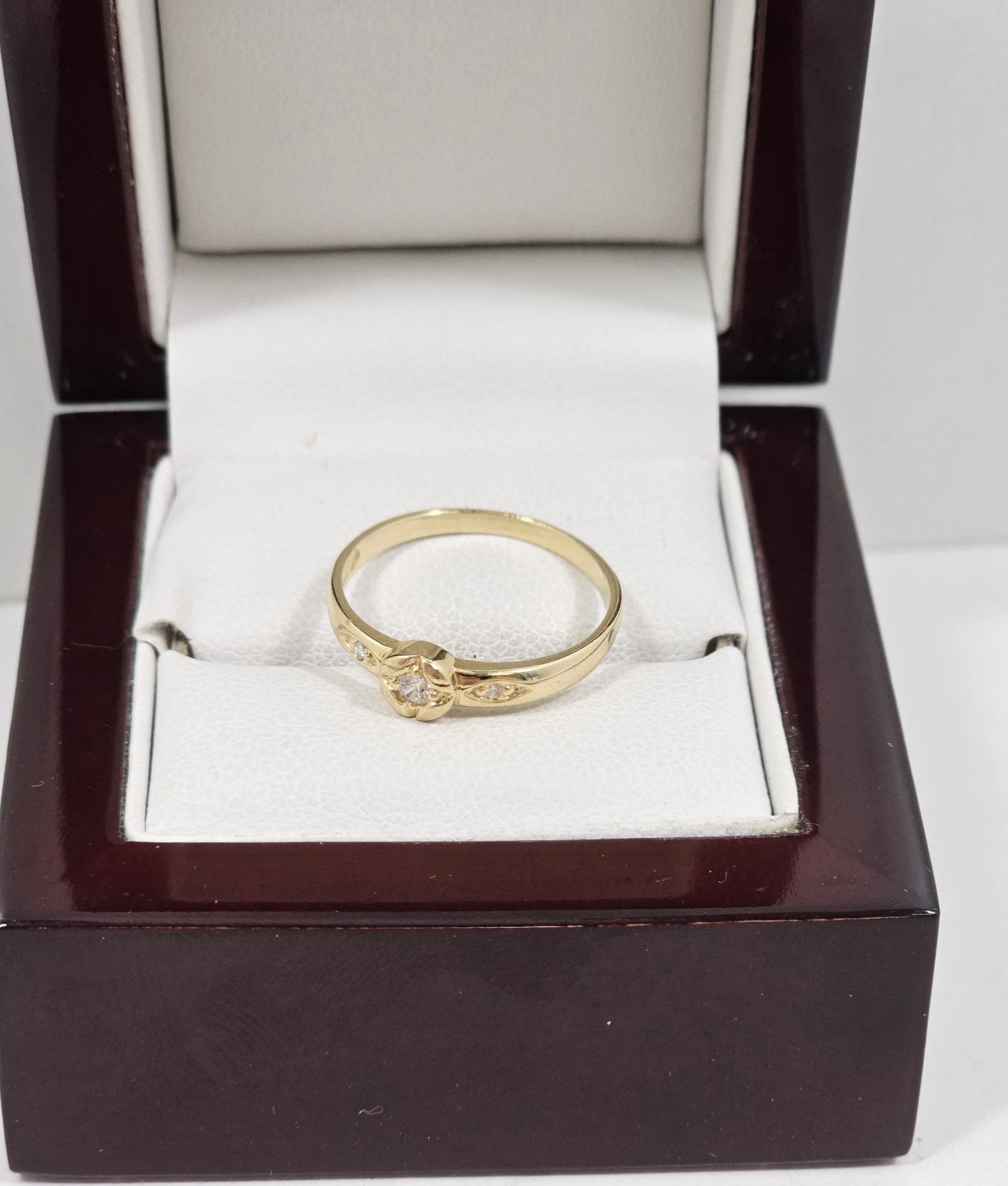 wyrob-jubilerski-uzywany-pierscionek585194g16r-material-15835-2