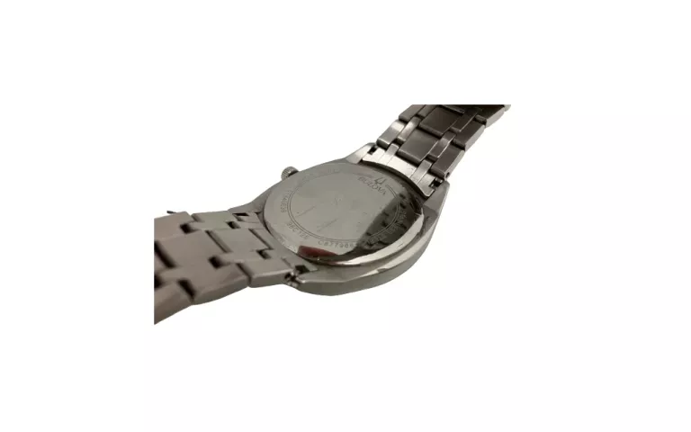 zegarek-meski-bulova-classic-surveyor-quartz-96c125-stan-uzywany