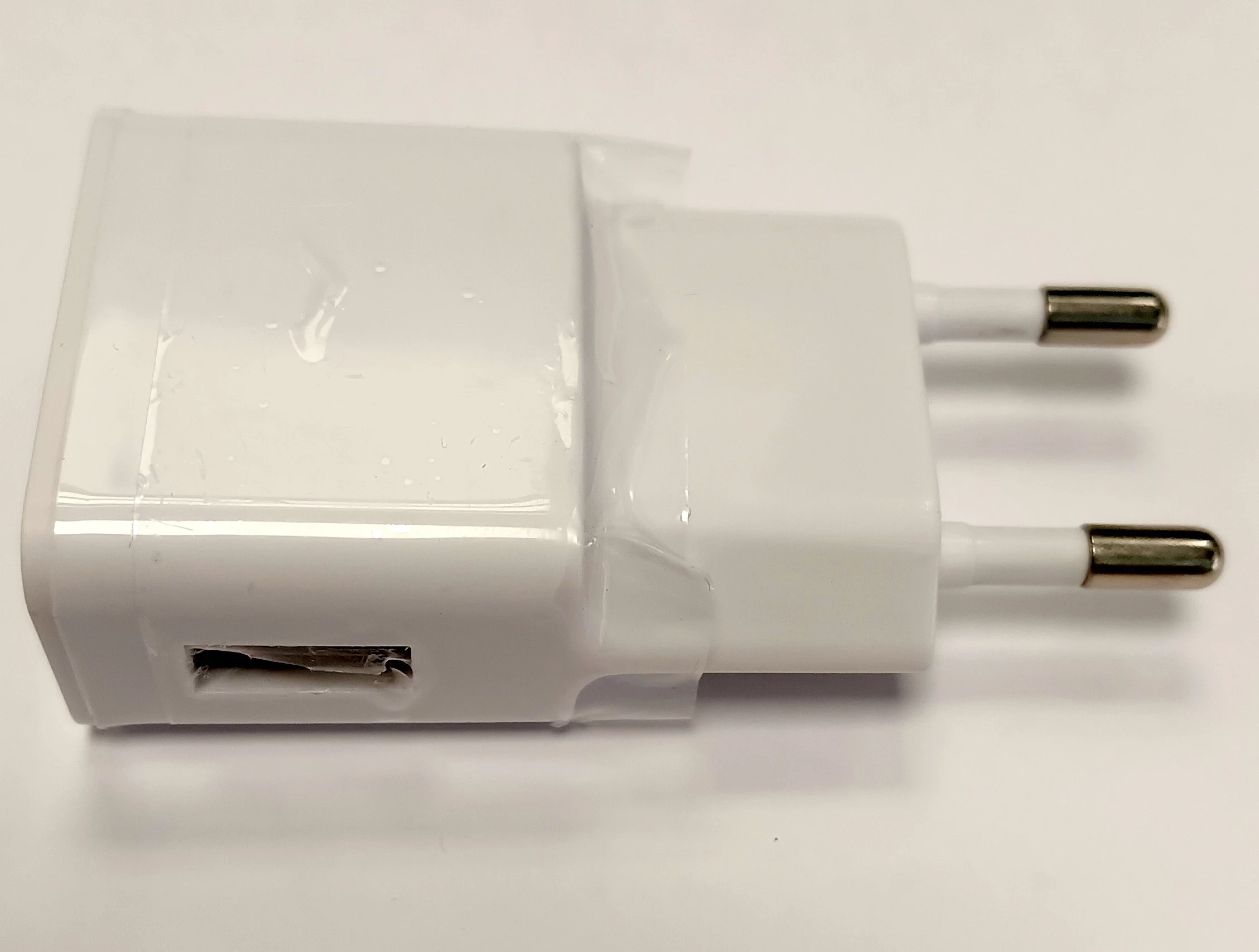 ladowarka-iphone-2a-loombard-ac110-240v-kod-producenta-2342