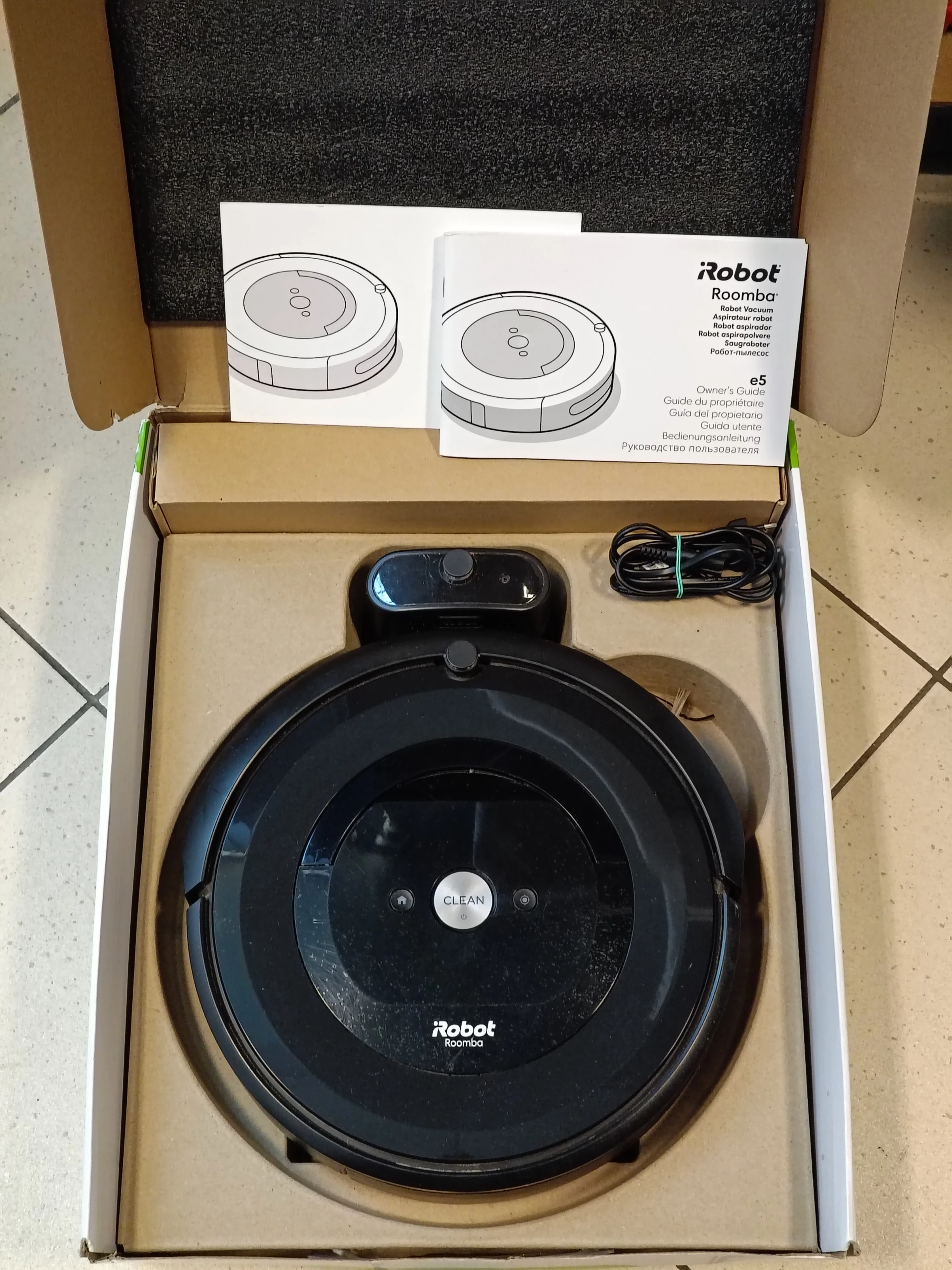 robot-sprzatajacy-irobot-roomba-e5-e5158-czas-ladowania-180