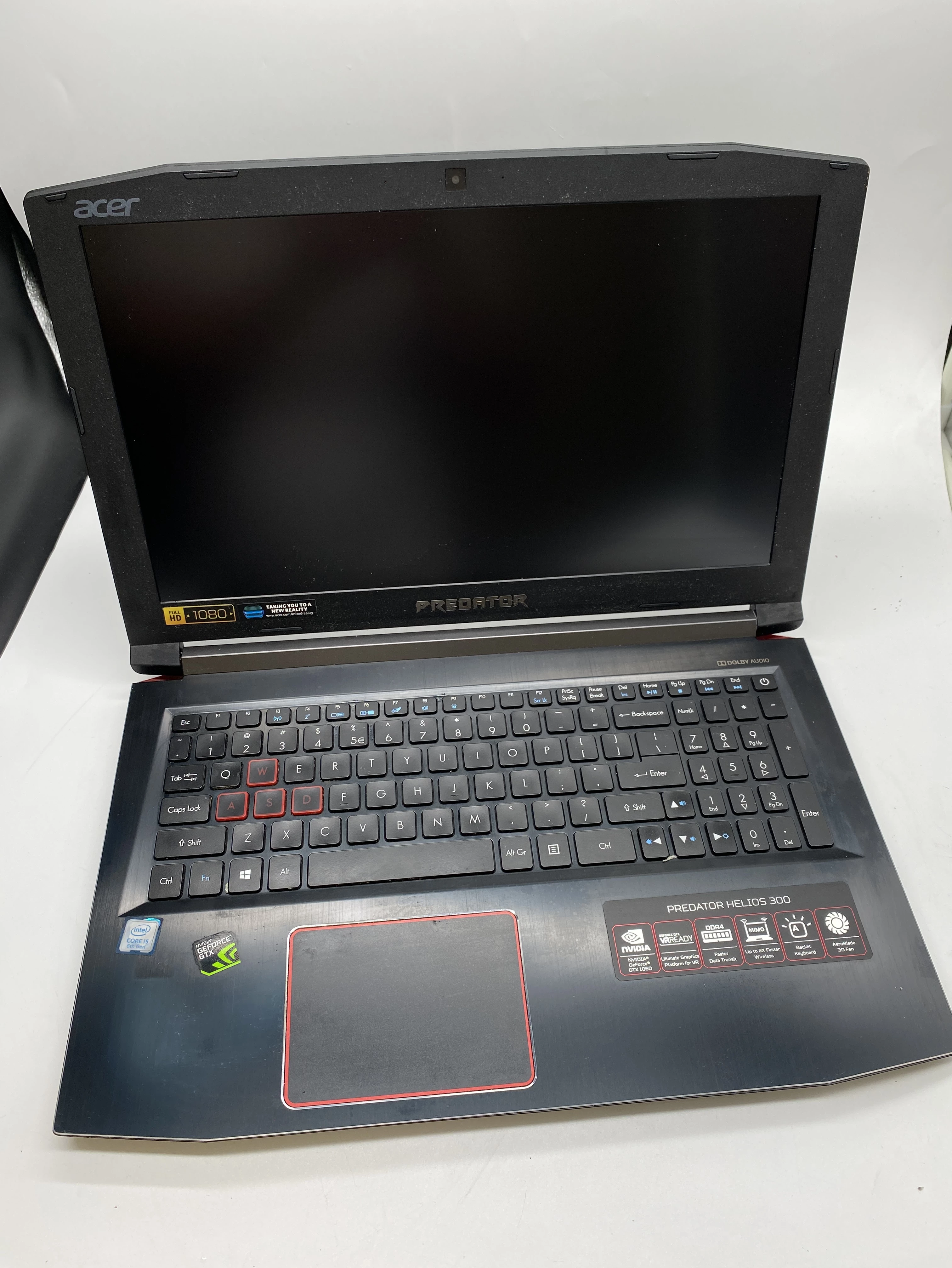 laptop-acer-predator-helios-300-i5-8300-8-ram-1tb-nvidia-gtx-1060-armii-krajowej-26-walbrzych-sj