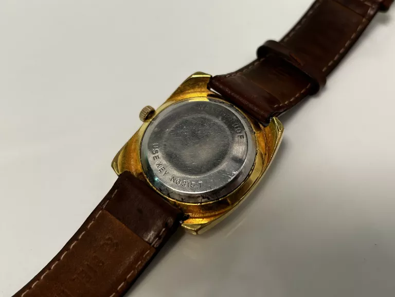 zegarek-tissot-visodate-automatic-seastar-seven-mechaniczny-funkcje-datownik